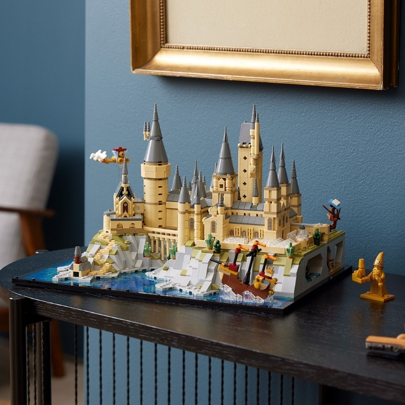 LEGO%20Harry%20Potter%20Hogwarts%20Şatosu%20ve%20Bahçesi%2076419%20-%202660%20Parça