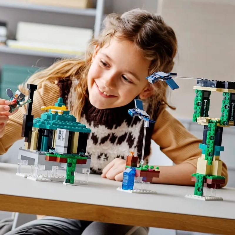 LEGO%20Minecraft%20Gökyüzü%20Kulesi%2021173%20-%20300%20Parça%208+